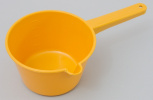 Ковш 1,5л со сливом цветной